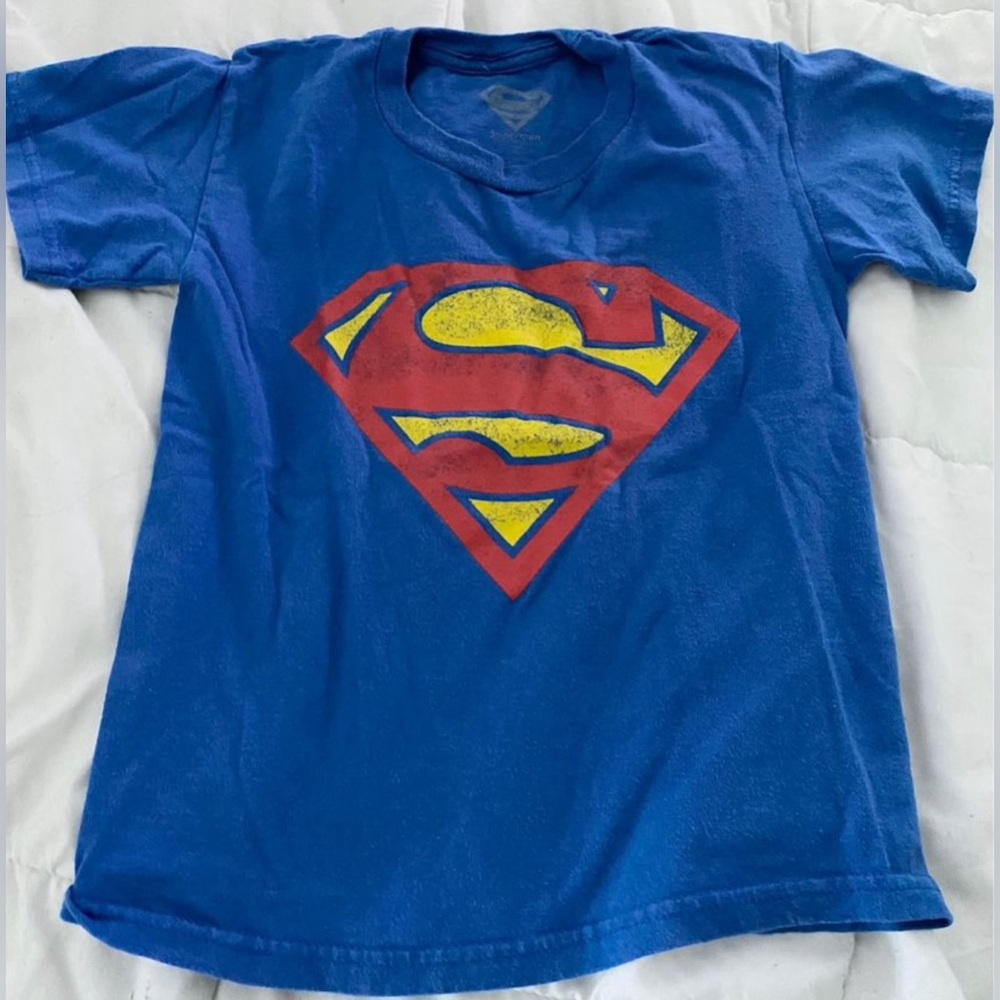 Boys used blue Superman shirt -size extra small from DC Comics, fair condition